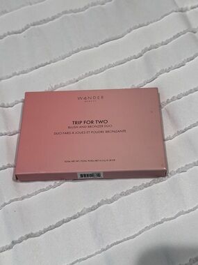Wander Beauty Blush & Bronzer Duo - Rose Pink Compact